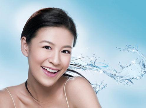 各类化妆水也可以混搭使用？