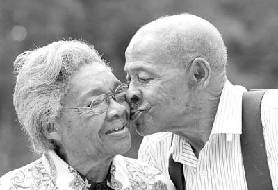 美国一对八旬老人离婚近半世纪后复婚(图)