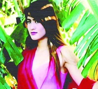 世界首位变性男结婚10年欲离婚 想生第四个孩子