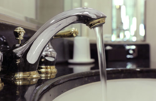 武汉协和医院8名女医生集体患癌