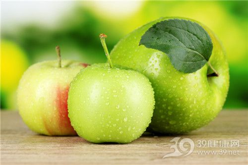苹果+洋葱 不仅能排毒还有助预防心脏病