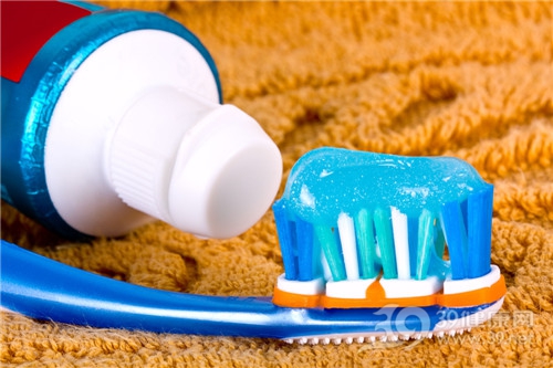 牙膏用太多会造成两种严重后果