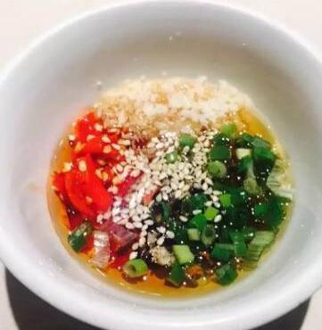 1.蒜泥蚝油酱
