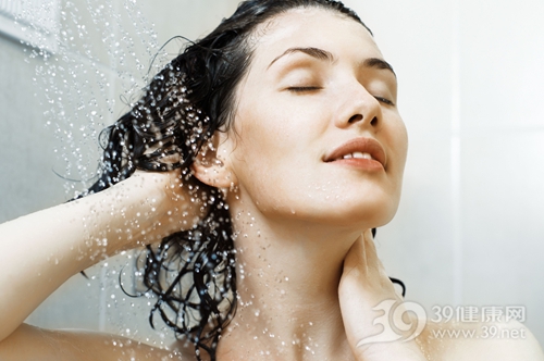女人多久洗一次头发最健康？70 / 作者:疾控客服 / 帖子ID:238324