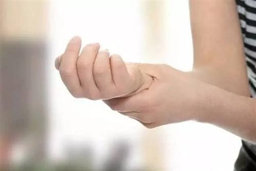 上肢麻木