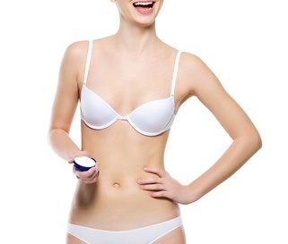 瑜伽动作预防颈椎病