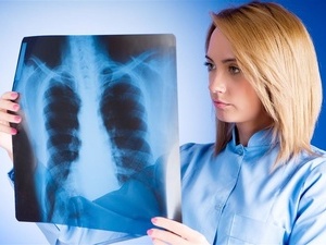 60%的肺癌患者是腺癌 与大气污染密切相关