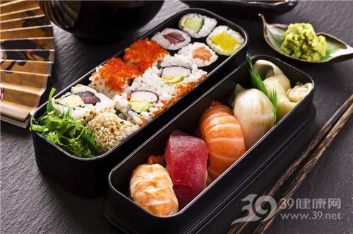 寿司 刺身 饭团 三文鱼 日本料理_18976115_xxl