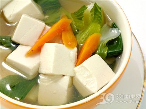 豆腐可防癌抗衰老 如何搭配更营养