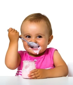 宝宝喝酸奶补钙 每天喝多少最好？