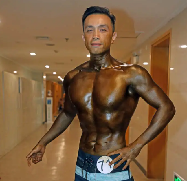 抗癌英雄王伟：41岁淋巴瘤晚期，半年内减脂31斤，创造生命奇迹