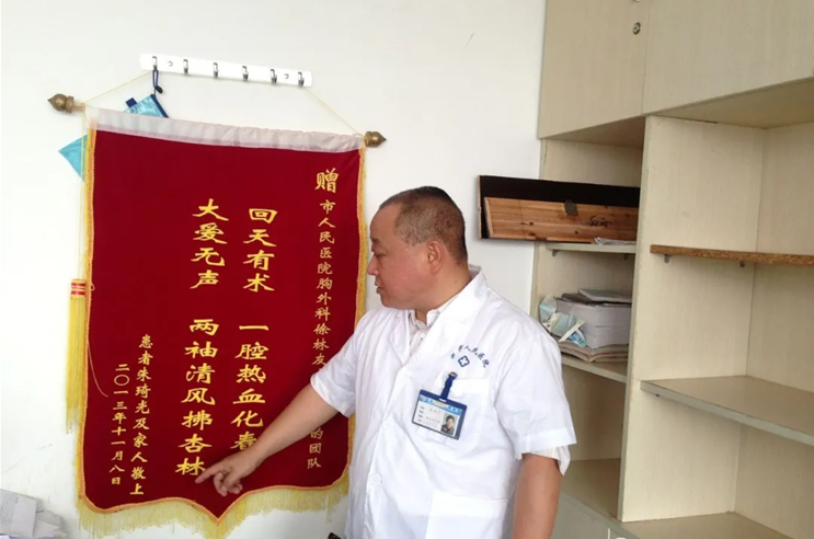 54岁肺癌专家抗癌十年后不幸离世，他生前的3个忠告，引人深思