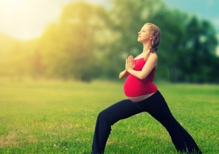 产前瑜伽好处多多:减轻孕妇压力 有助顺产