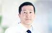 梁凤和 特聘教授 1985年毕业于白求恩医科大学 1988年获硕士学位 1996年获首都医科大学博士学位