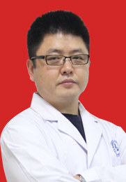 王喜文 医师 毕业于贵阳中医学院中西医结合专业 从事银屑病诊疗工作20余年 擅长各类银屑病、牛皮癣治疗
