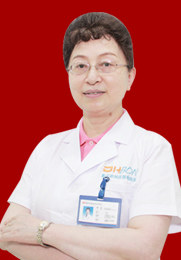 李莎 副主任医师 毕业于重庆医科大学 从事中医白癜风临床工作四十余年 经验丰富，融古今、中西于一体