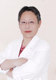 吕新敏 主任医师,副教授 中医知名专家 从事中医临床工作近四十年 担任硕士研究生导师工作