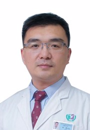 金云龙 副主任医师 从事泌尿外科临床工作近20年 参加撰写泌尿外科医学论文五十余篇 在男科研究方面有较深造诣