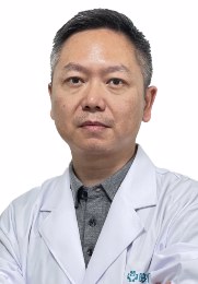 刘金波 主任医师 从事泌尿外科及男性科临床及科研工作二十余年 南宁泌尿外科协会会员 中国男科协会会员