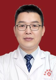 李斌 主任 武汉太医堂中医院主任 毕业于武汉同济医科大学 从事皮肤科临床工作20余年