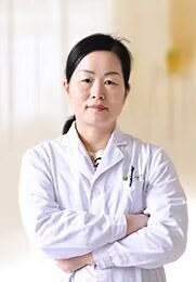何翠 主治医师 从事妇产科临床工作20余年 进修於北京朝阳医院等三甲医院 有扎实的妇产科理论和实践知识