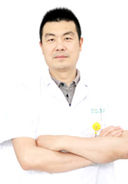 熊国伟 执业医师 从事泌尿外科及男科临床工作多年 精通现代泌尿外科男科的前沿微创诊疗技术 丰富的临床经验