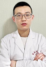 徐亚飞 主治医生 从事男科疾病诊疗10多年 擅长各种男科疾病