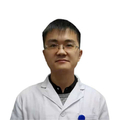 李君