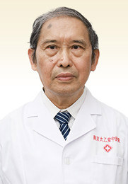 任其盛 副主任医师 太乙堂特邀专家 从事中西医内科临床40余年 长年致力于中医研究