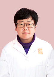 李鑫 主任医师 20年临床经验 多次获得院级优秀员工及十佳医生的荣誉称号 熟练运用各种微创妇科手术