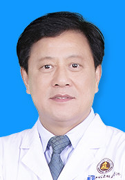 杨少成 主治医师 上海江城皮肤病医院医疗美容科专家组成员 从事临床医疗工作三十余年 多次应邀出席全国及华东地区各类皮肤病、皮肤美容学术交流会