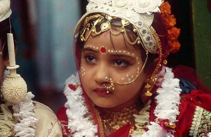 疫情之下的印度：无数男孩女孩，成为“童婚”的牺牲品